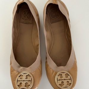 Tory Burch Nude Flat. Size 8.5.